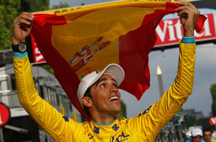 Tredobbelt. Alberto Contador har med årets sejr i Tour de France vundet verdens største cykelløb tre år i træk. 