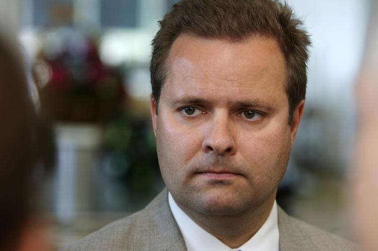 Favorit. 17 af de lokalformænd, der har deltaget i rundspørgen, peger på Mads Lebech som Lene Espersens efterfølger, hvis hun trækker sig. Nummer på to listen, Lars Barfoed, får kun tre stemmer. 