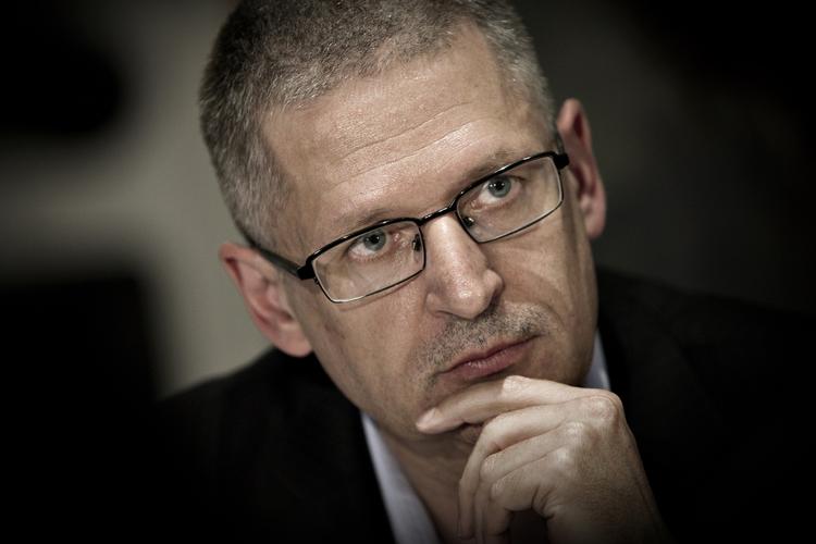 Jyllands-Postens kulturredaktør, Flemming Rose, har udgivet en bog, som indeholder et genoptryk af de kontroversielle Muhammed-tegninger. 