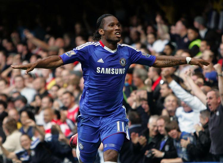 Måltyv. Didier Drogba var manden bag Chelseas første scoring. 