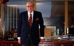 Ahmet Ertegun, stifteren af Atlantic Records, er et af de prominente navne, som bliver nævnt i 'Record Man'. 