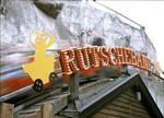 Under Halloween i Tivoli skifter den gamle rutschebane ham fra hyggelig til horribel. 