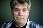 Tenor. Operasangeren Stig Fogh Andersen blev ansat som solist på Det Kongelige Teater i 1980 og i 2006 udnævnt til Kgl. Kammersanger på nationalscenen. 