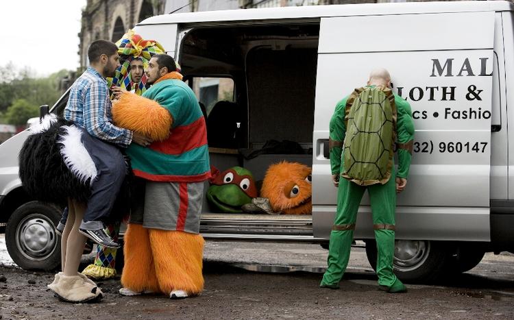 Stand-up-terror. I 'Four Lions' fremstilles den nye generation af terrorister med vestligt pas som ubehjælpsomme tåber, der klovner sig gennem deres aktioner. Er det sjovt? Foto: Miracle Film 