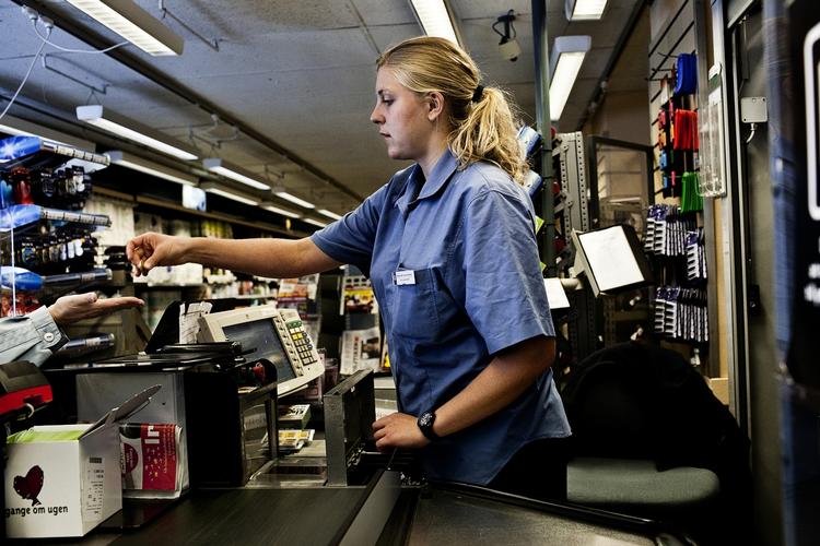 Irmakæden er den første til at åbne et svanemærket supermarked, som skal gøre det let at handle miljørigtigt. Butikken i sig selv skal også spare på strøm og co2-udslip. 