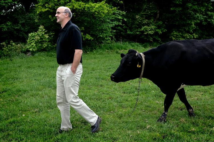mælkedreng. Arlas formand, Ove Møberg, kan se frem til at få flere penge at gøre godt med de kommende år, når landmændene skyder flere penge i selskabet. 