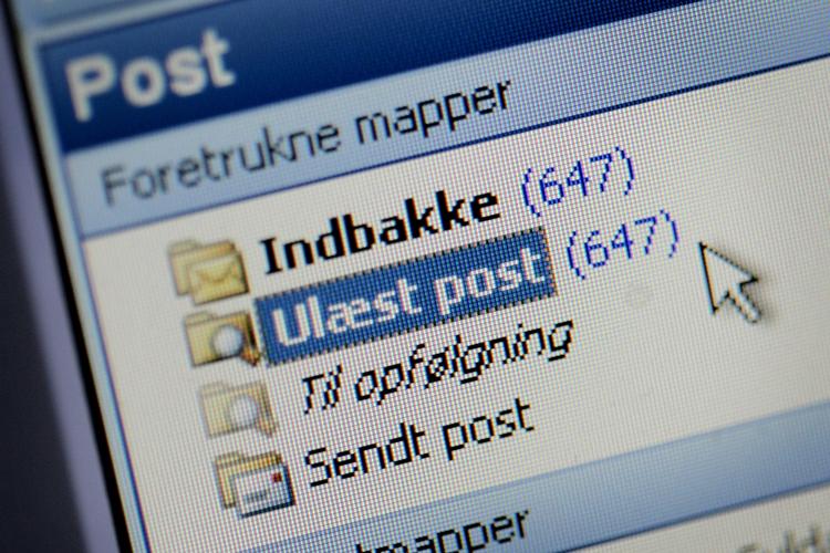 Tilføjelsesprogrammet til NemID virker kun på mailprogrammer, der er placeret på en computer. Webmail som Hotmail og Gmail kan ikke bruge løsningen. 