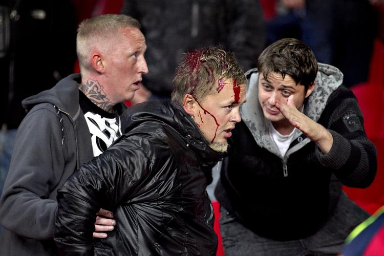 bøde. Kampen mellem FC København og Brøndby endte med tumult mellem politiet og Brøndby-tilhængere. Arkivfoto: Politiken 