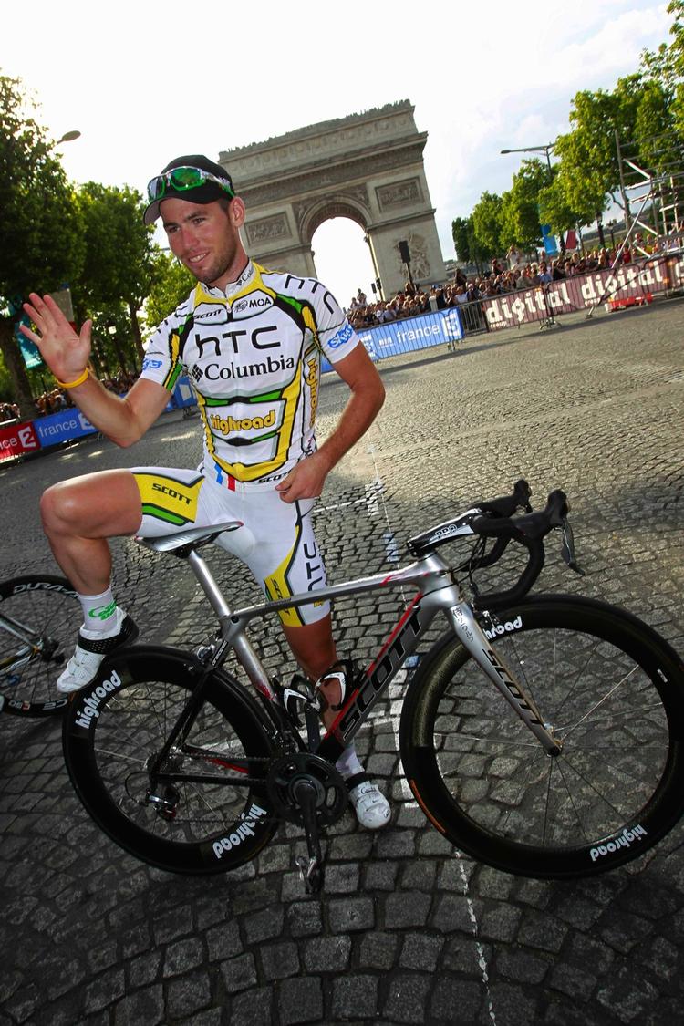 utilfreds. Britiske Mark Cavendish ved paraden efter afslutningen af årets Tour de france. Arkivfoto. 