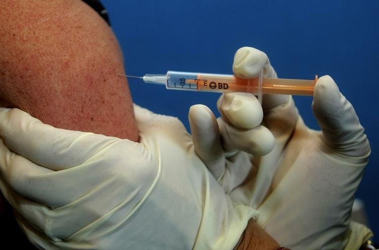 Epidemi. Yderligere tre danskere er døde under epidemien med influenza A (H1N1). Alle var i forvejen kronisk syge. 