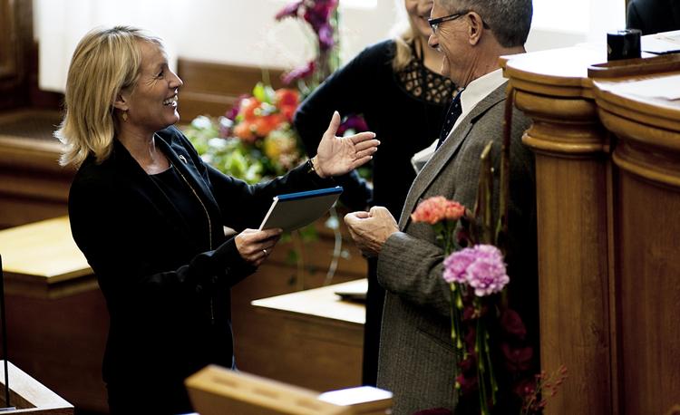 skuffende. Lene Espersen skuffer vælgerne, og over halvdelen har i dag et mere negativt syn på hende, end da hun for to år siden blev konservativ formand. Her er hun fotograferet i Folketinget i sidste uge. 