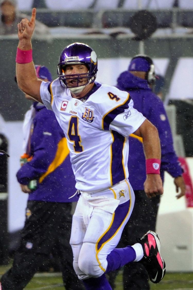 rekord. 41-årige Brett Favre blev den første spiller i NFL-historien til at runde 500 touchdown kast. 