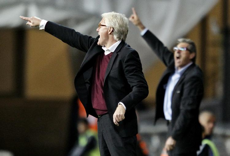 roser. Landstræner Morten Olsen roste flere af de danske spillere efter kampen mod Cypern. 