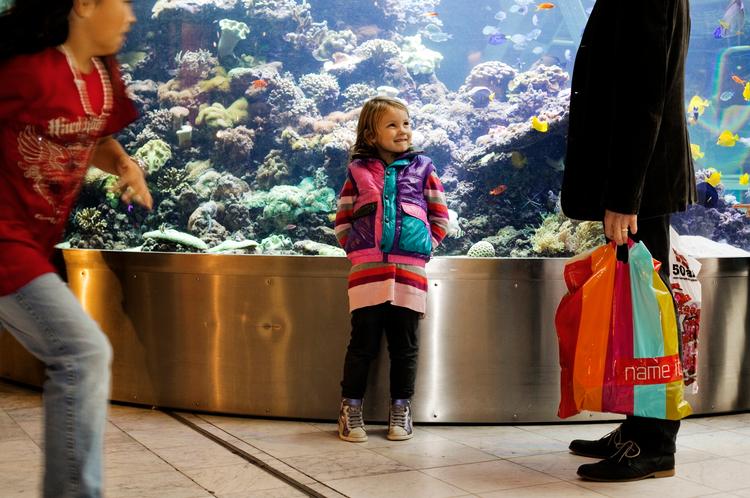 Især tøj til den kolde tid topper i efterårsferien, hvor ikke mindst familierne valfarter til storcentre som Field’s på Amager. Foto: Lærke Posselt