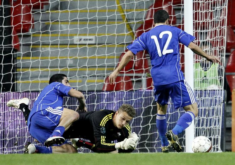 arbejdslød. Anders Lindegaard havde stort set intet at lave i 2-0-sejren mod Cypern. Det bliver nok anderledes mod Norge om fem måneder. 