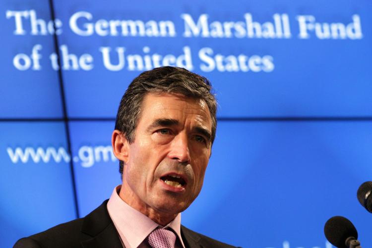 Forsvar. Under åbningstalen i dag i Bruxelles advokerer Anders Fogh Rasmussen, generalsekretær for Nato, for et missilforsvar. 