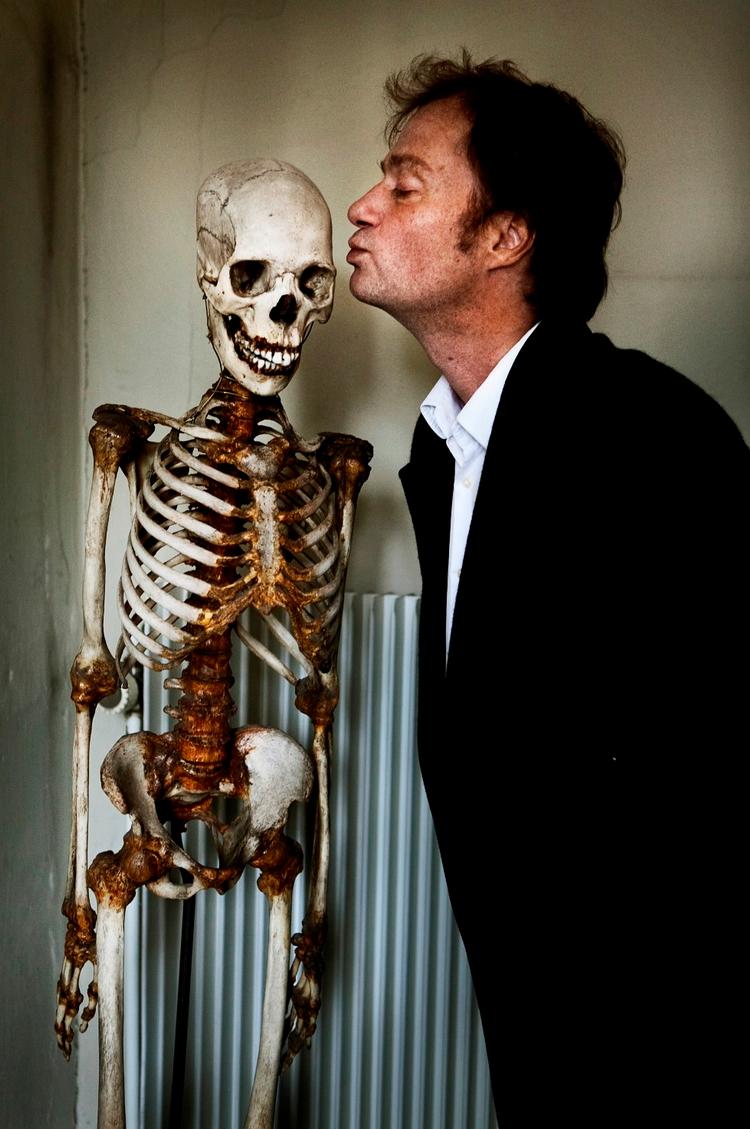 Memento mori. »Hvis man vil huske døden som et meget væsentligt led i livet - det, der gør livet leveværdigt - så skal man tage på Medicinsk Museion,« siger Knud Romer. 
