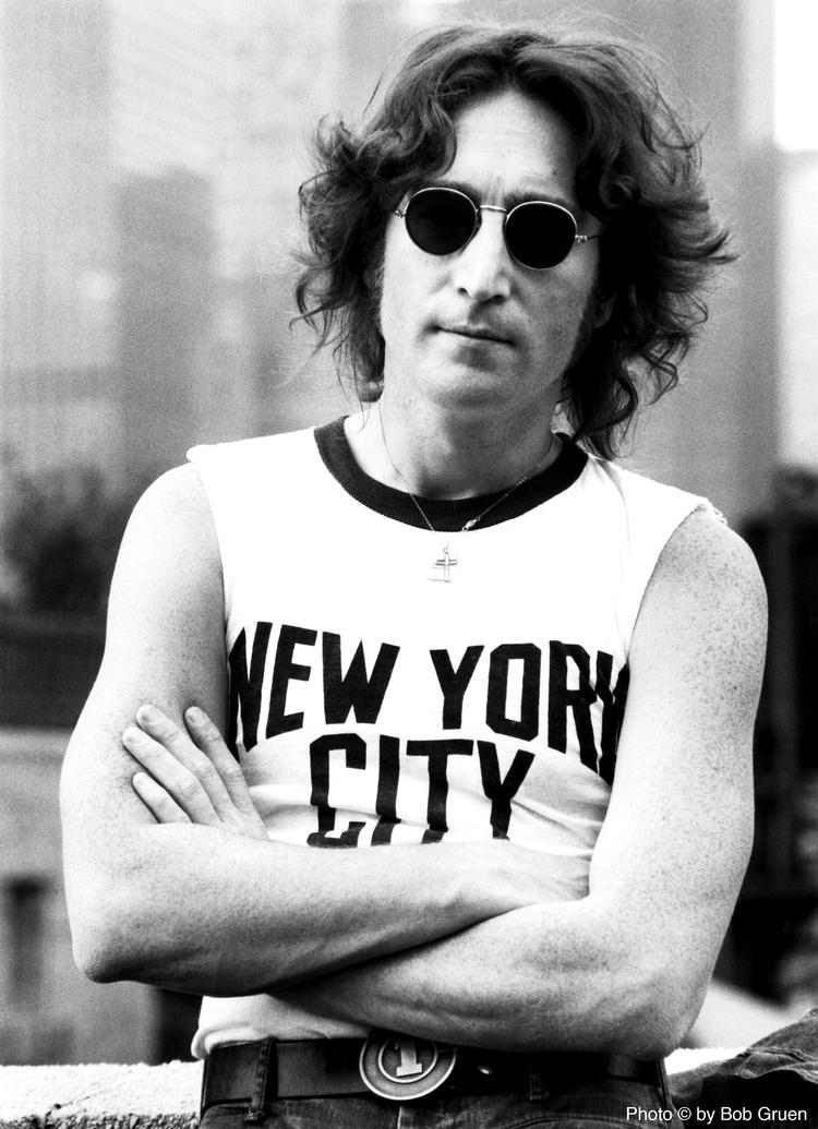 Lennon-by. Eksbeatlen John Lennon slog sig i 1970'erne ned i New York sammen med hustruen, Yoko Ono, og det er de år - frem til 1980, hvor Lennon blev skudt foran sit hjem - som dokumentarfilmen 'LENNONYC' handler om. Filmen havde verdenspremiere på den netop afholdte New York Film Festival, der i år fandt sted for 48. gang. (Arkiv)