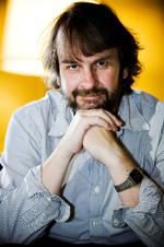 uheldig. Peter Jacksons film om 'Hobbitten' har  mildest talt været forfulgt af uheld: økonomisk ruin,  instruktørflugt, brand og nu også trusler om boykot fra skuespillernes forbund. Foto: Chris Park/AP 