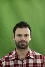 Værnepligt. Med en social værnepligt kunne de unge lære at hjælpe andre mennesker i en kort periode af deres liv, siger komikeren Mick Øgendahl. Arkivfoto. 