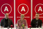 Socialdemokraternes gruppeformand, Carsten Hansen (tv.) glæder sig over, at Nicolai Wammen vender tilbage til landspolitik. Her er han sammen med partiformand Helle Thorning-Schmidt og politisk ordfører Henrik Sass Larsen. (Arkivfoto) 