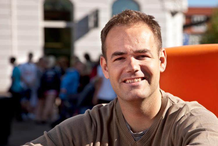 Borgmester. Borgerne i Århus kan godt begynde at vænne sig til Jacob Bundsgaard Johansen. Han bliver den nye borgmester i smilets by. 