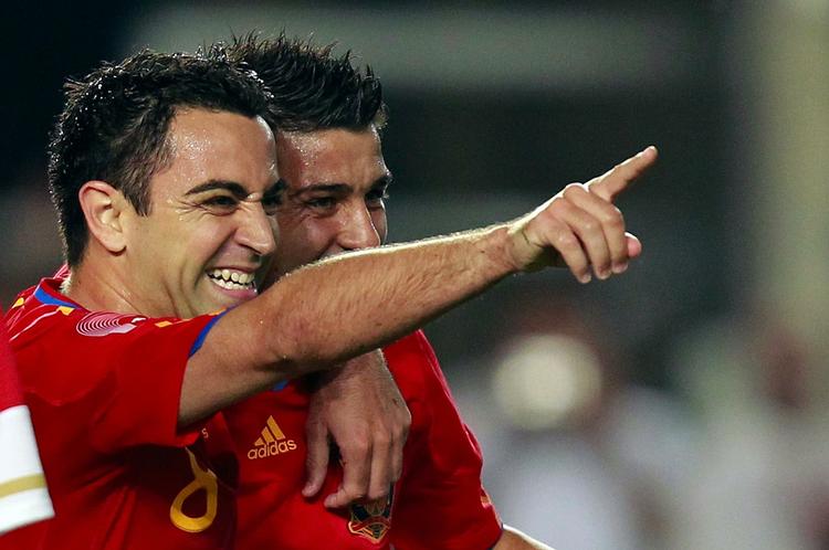 midtbanehjernen. Xavi regnes som verdens bedste midtbanespiller. Og det havde været dejligt for FCK at undgå den spanske landsholdsspiller i aftenens opgør mod Barcelona. Nu tyder det på, at Xavi er blevet klar. Arkivfoto. 