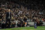 fight. FCK-træner Ståle Solbakken havde en urolig aften på Camp Nou i Barcelona. 