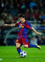 skræmmende. Lionel Messi fik - modsat sine holdkammerater - ikke mange chancer i kampen mod FCK. Men han scorede to gange. Det første mål lægger den lille angriber an til på billedet. 
