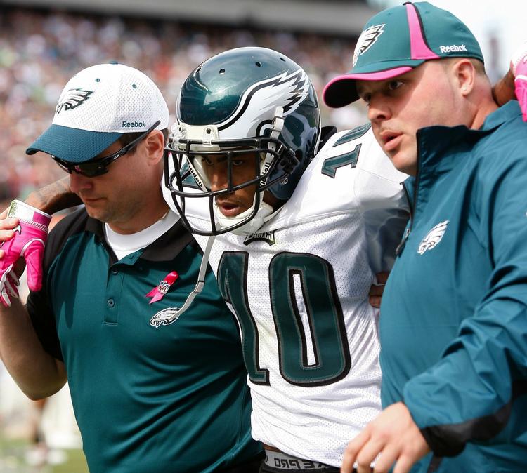 Av. Philadelphias DeSean Jackson måtte bæres fra banen i weekenden. 