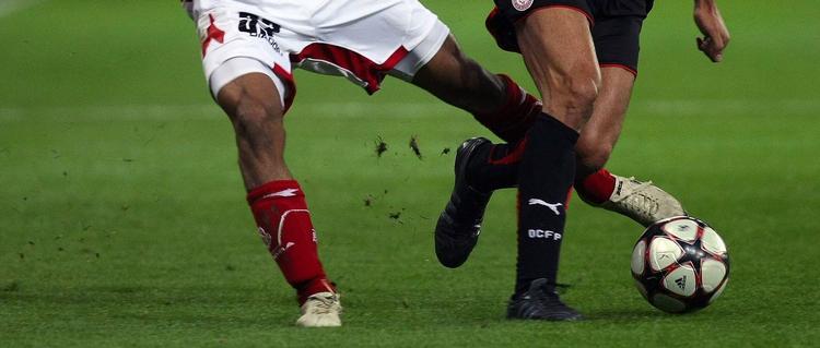 MISTÆNKT. To spillere fra den tyske fodboldklub Fortuna Düsseldorf blev i dag afhørt i forbindelse med sag om aftalt spil. Arkivfoto. 