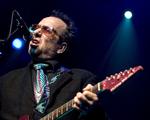 Elvis Costello leverer  albummet 'National, Ransom', som  minder os om, hvorfor han har status som en af rockens største sangskrivere. 