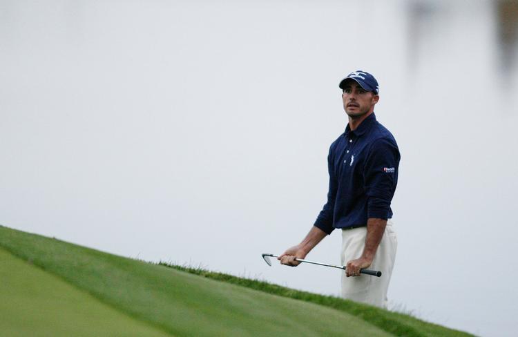 sejr. Jonathan Byrd ser skeptisk ud på tredje hul af omspillet. Men på fjerde hul satte amerikaneren tingene på plads med hole-in-one. 