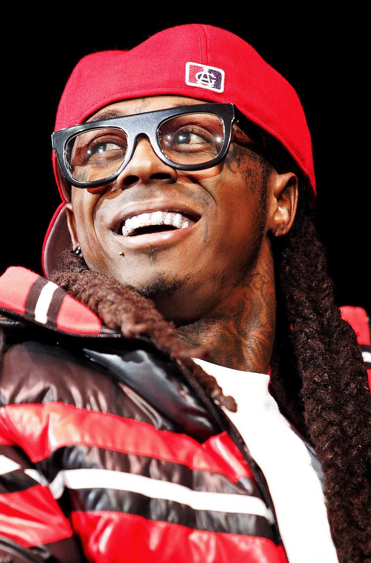 Selv om Lil Wayne p.t. er fængslet for ulovlig  våbenbesiddelse, har det ikke hæmmet ham musikalsk.  Foto: Patrick Semansky/AP 