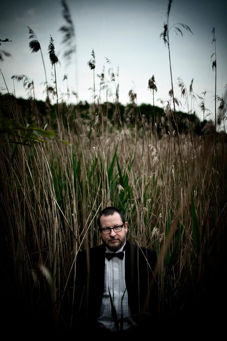 Plaget. Nils Thorsen kaster i sin nye bog lys over alle aspekter af von Triers liv. 