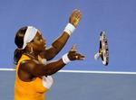 dropper. Serena Williams vinder Australian Open i januar. Men siden Wimbledon har amerikaneren været ude med en skade. Arkivfoto. 