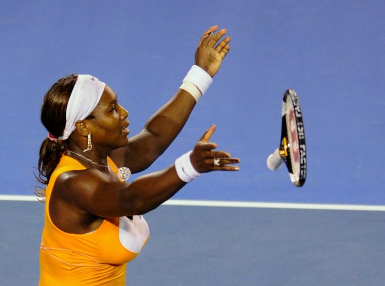 dropper. Serena Williams vinder Australian Open i januar. Men siden Wimbledon har amerikaneren været ude med en skade. Arkivfoto. 
