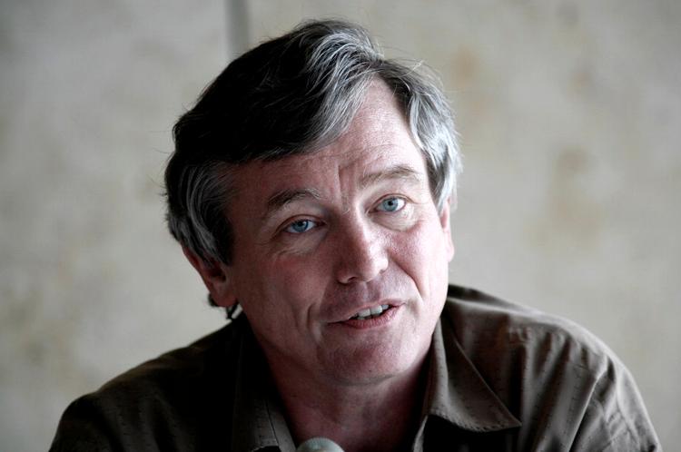 Protest. Michael Schønwandt kritiserede fra scenen den hollandske regerings beslutning om at fjerne støtten til hovedparten af den klassiske musik. 