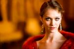 Jurgita Dronina har flere internationale priser med i bagagen, bl.a. 1.-prisen fra en konkurrence i Skt. Petersborg i foråret, hvor hun blev omtalt som »en ballerina i verdensklasse«. 