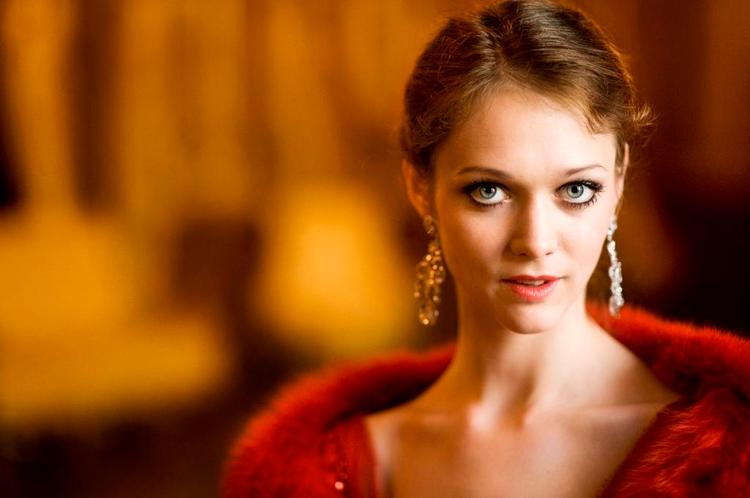 Jurgita Dronina har flere internationale priser med i bagagen, bl.a. 1.-prisen fra en konkurrence i Skt. Petersborg i foråret, hvor hun blev omtalt som »en ballerina i verdensklasse«. 