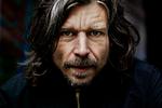 intimt. Første bind af Karl Ove Knausgårds 'Min Kamp' handlede om hans opvækst i Norge. I det andet bind, som udkommer tirsdag, følger vi Knausgård som en relativt etableret forfatter, der flytter til Stockholm og stifter familie. Heller ikke denne gang er han bange for at gå meget tæt på sit eget liv. Arkivfoto: Astrid Dalum 