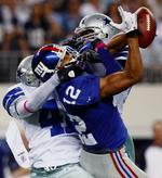 kontakt. Der var rigeligt med susende tacklinger i opgøret mellem Cowboys og Giants. 
