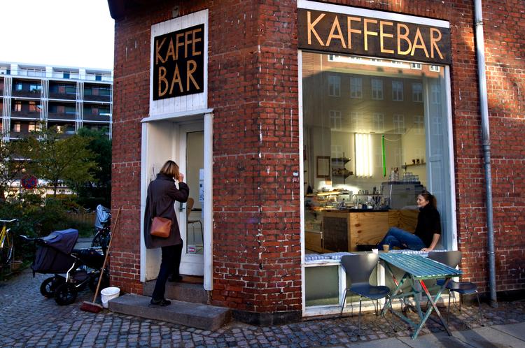 Det er ikke det  ydre, det kommer an på. Men det gør naturligvis ikke  noget, at man både får hjemmelavet mad og et sted, der oser af hygge. 