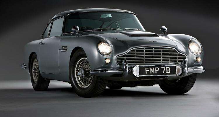 Bondbilen. Fra dengang bilerne var flottere end pigerne i Bond-filmene. Aston Martin DB5 fra 1964 blev kørt af Sean Connery i 'Goldfinger' og 'Thunderball'. 
