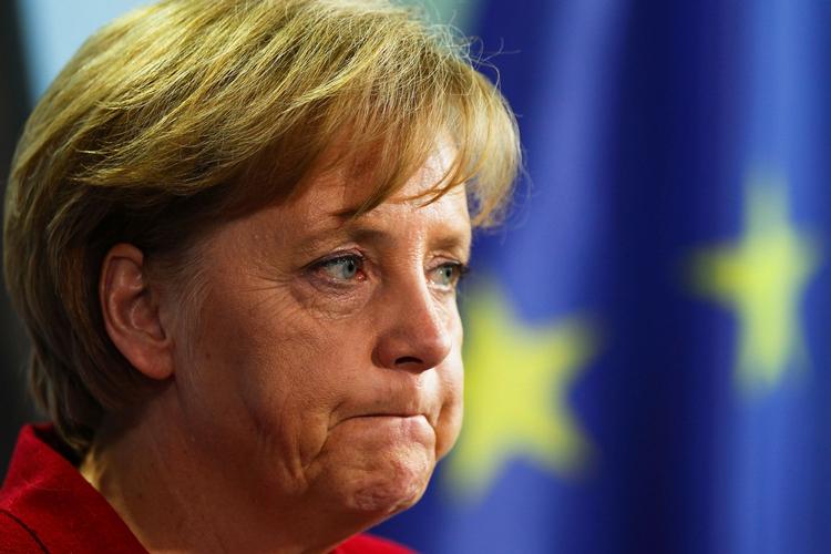 Merkel. Tysklands forhandlingsposition er stærk, for vil tyskerne ikke være med, er alle på herrens mark. 