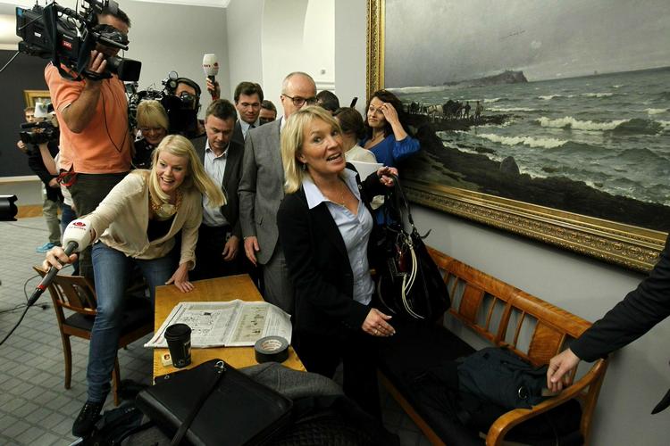 Samråd. Udenrigsminister Lene Espersen (K) havde ikke den store lyst til at udtale sig til pressen efter samrådet. 