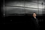 armslængde. Den person, der kommer til at erstatte Kenneth Plummer som generaldirektør, skal være klar over, at armslængdeprincippet reelt er ikkeeksisterende i DR, skriver Anita Bay. 