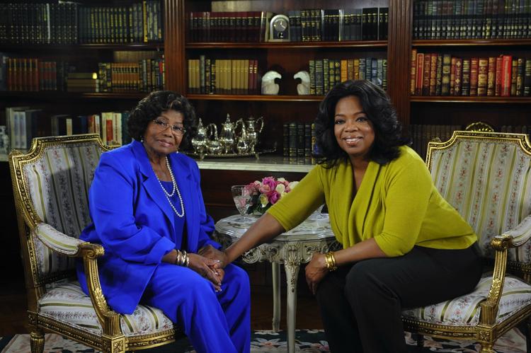 Fortrolighed. Katherine Jackson taler ud hos Oprah Winfrey. Interviewet bliver først sendt på mandag, men detaljerne er allerede begyndt at sive. Arkivfoto. 