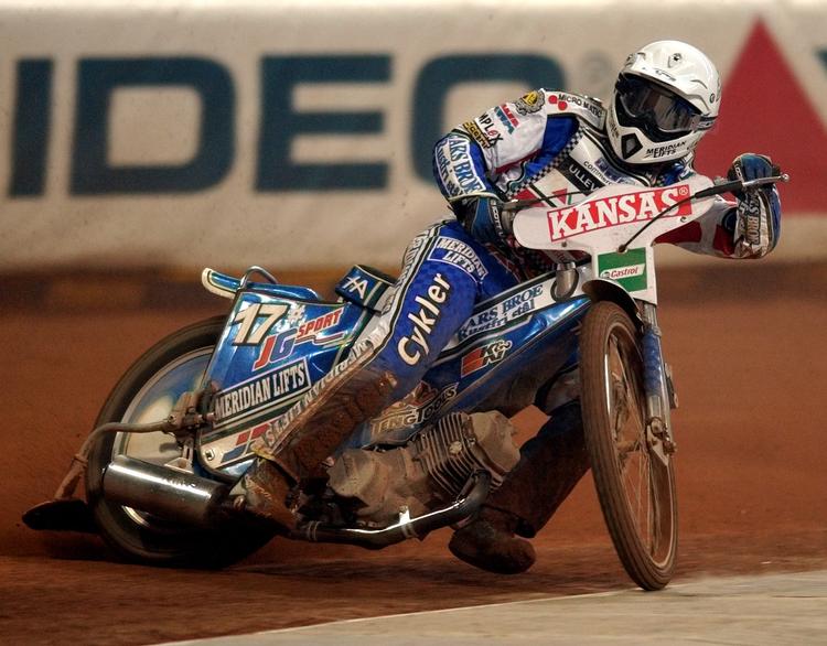 angreb. Hans Andersen bliver kritiseret af sin mangeårige danske rival Nicki Pedersen efter den danske sølvmedalje ved par-VM. Arkivfoto. 