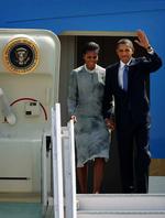 Barack Obama er ankommet til Mumbai i Indien sammen med sin hustru Michelle. Den amerikanske præsident er på en tidages rundtur i  Asien. 